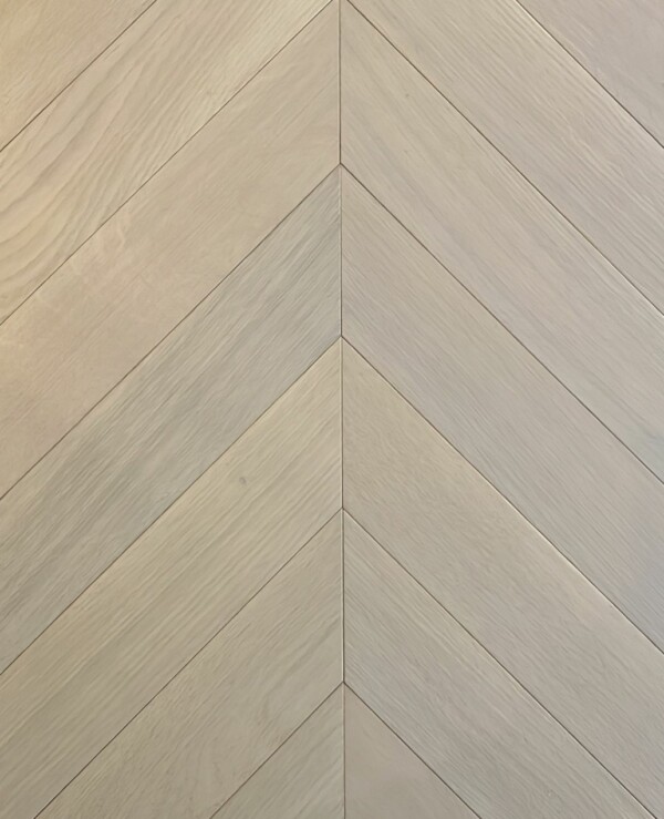 Oak Chevron - Color: Sauternes
